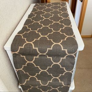 100% Jute Trellis Designed Table Runner 72x13 Brown,Tan